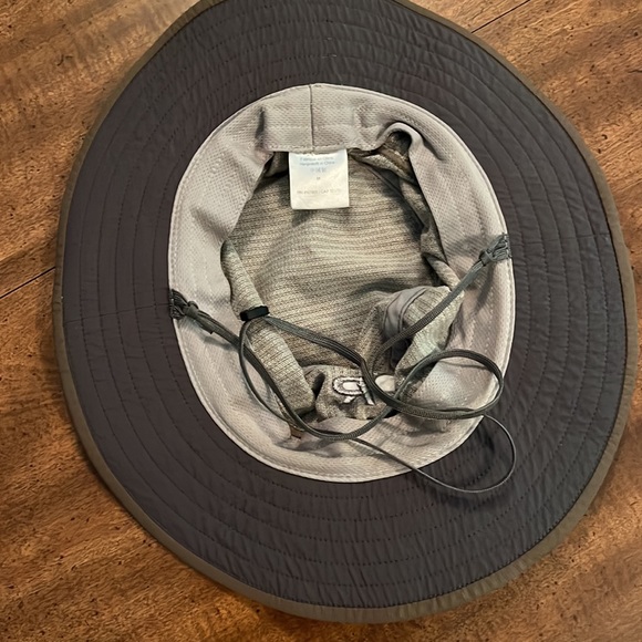 OR sun hat - Picture 2 of 2